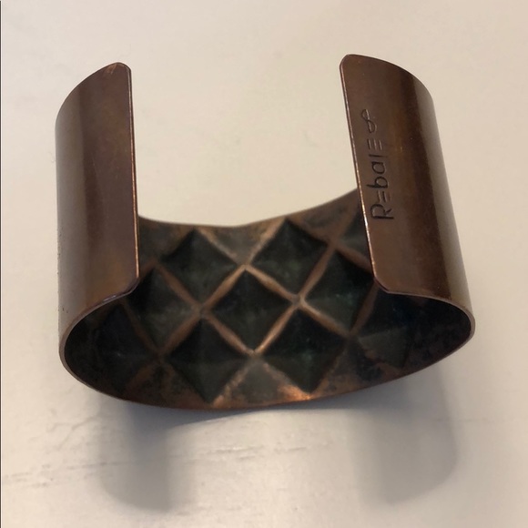 Rebale Copper Cuff - Picture 2 of 8